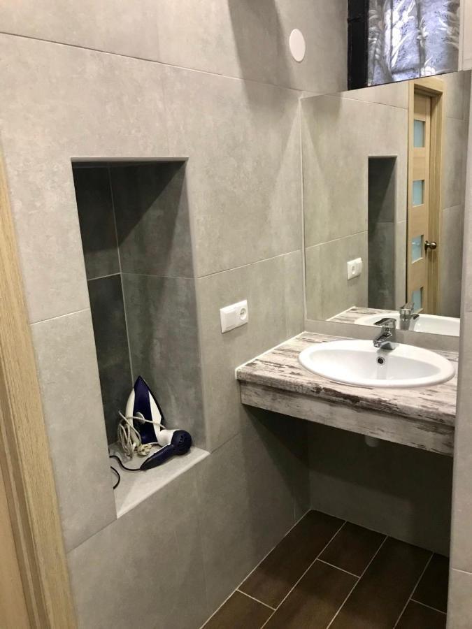 Kulisha 4 Apartments Near The Opera Lviv Extérieur photo